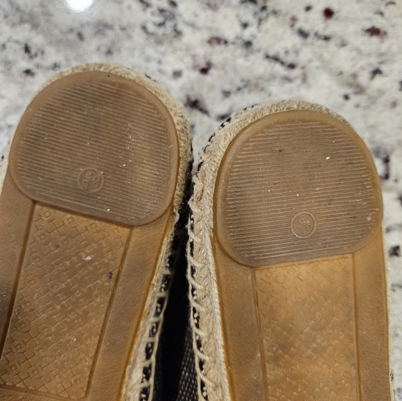 TORY BURCH ESPADRILLES 8.5 - Picture 6 of 7